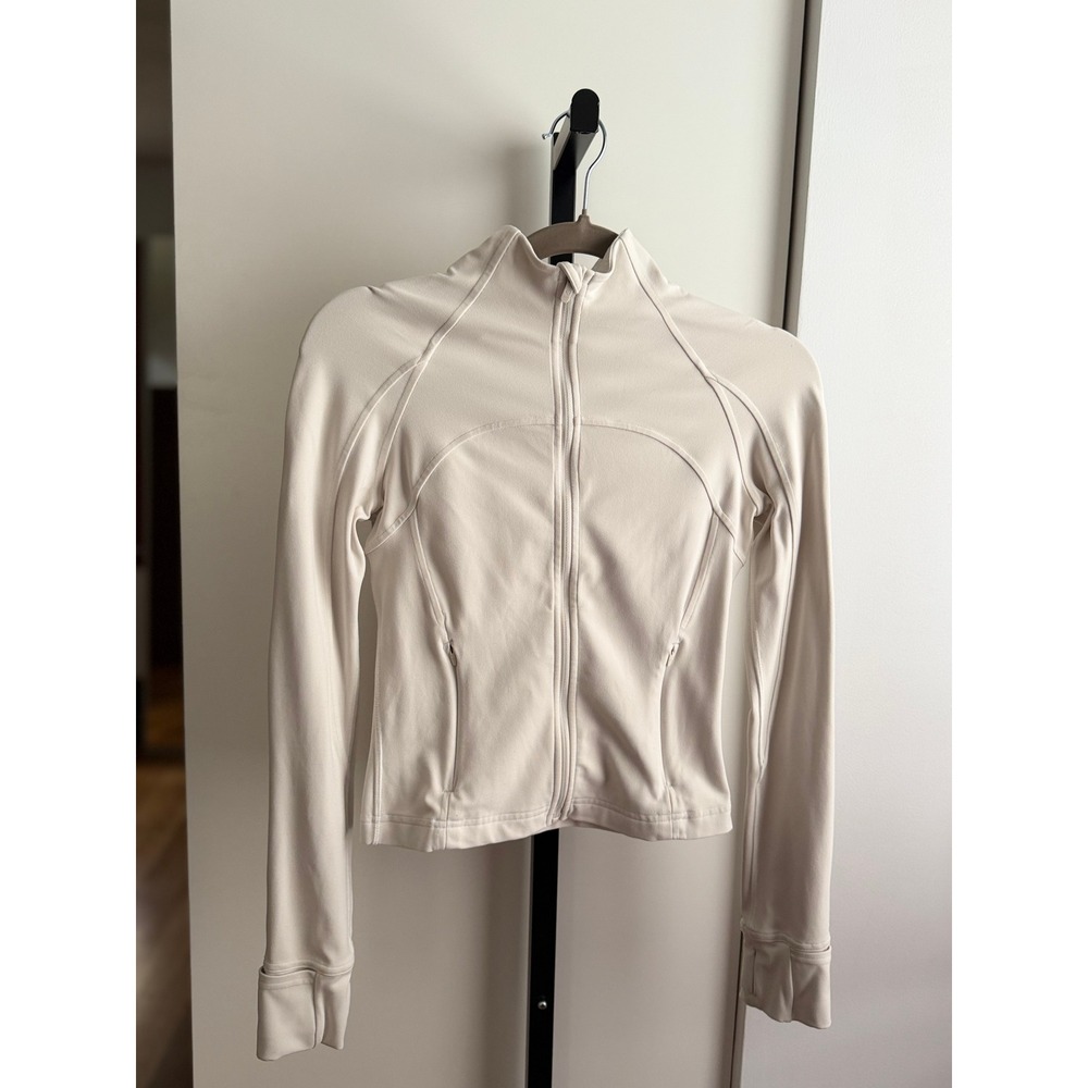 Lululemon Cropped Define Jacket *Nulu – Size 4 – Bone